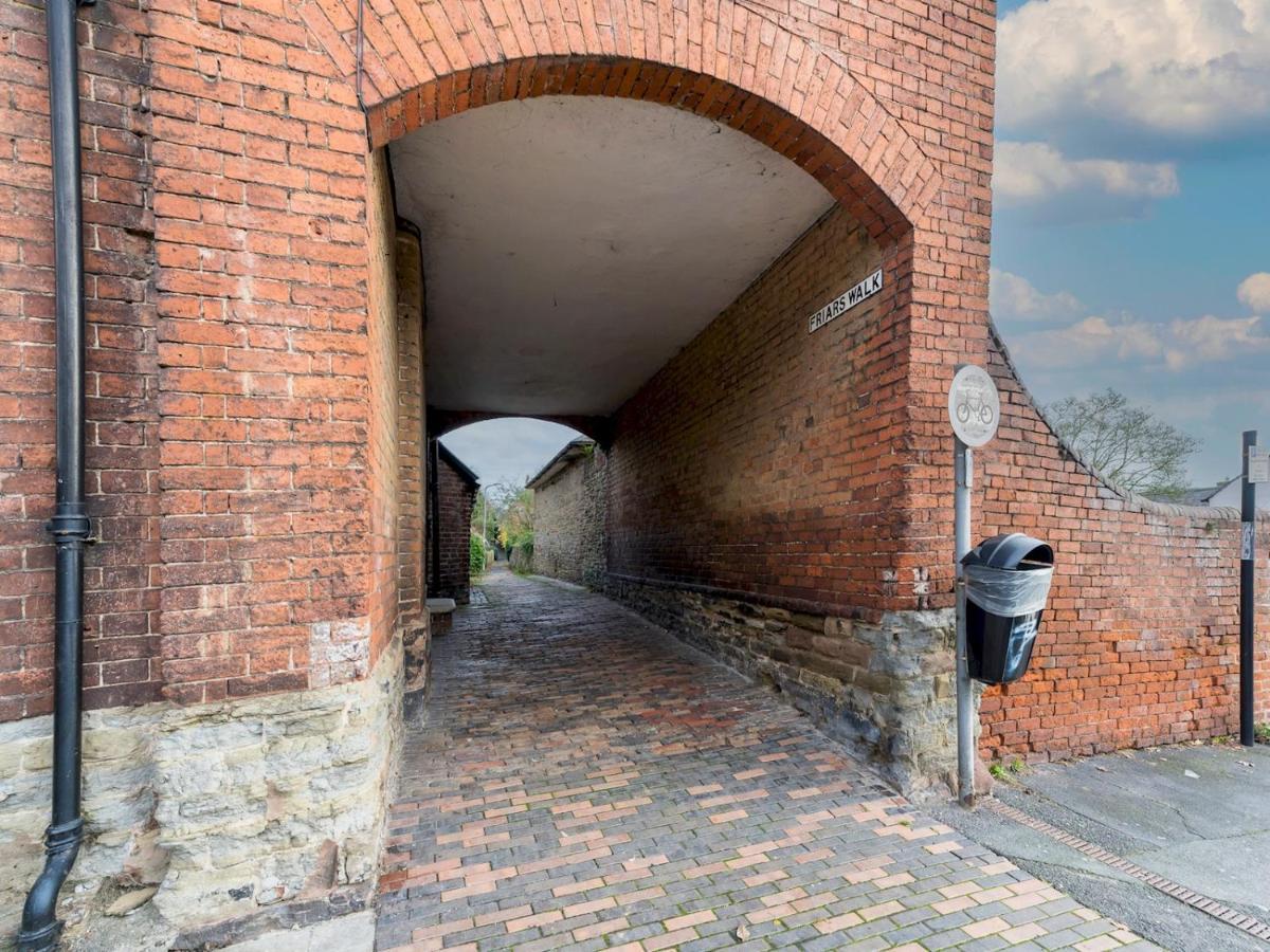 Pass The Keys Cosy 2 Bedroom Victorian Cottage Ludlow Luaran gambar